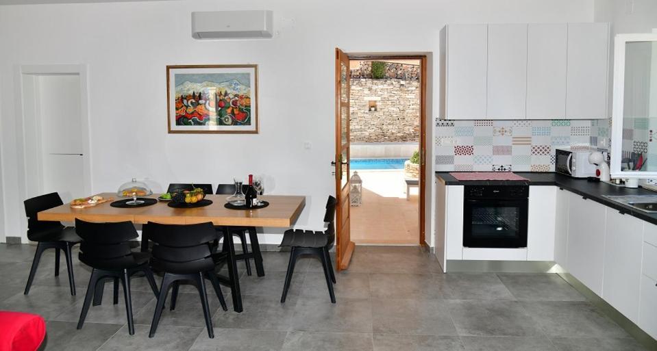 Villa Aries 수페타르 외부 사진